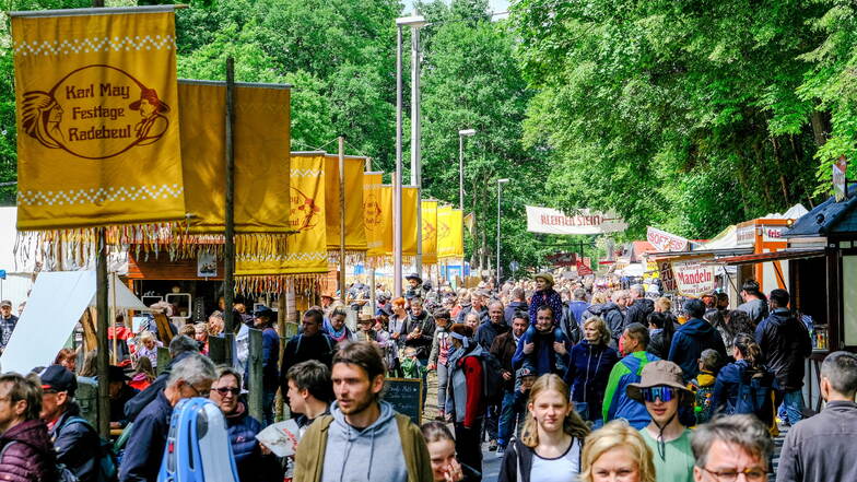 Die Karl-May-Festtage locken jedes Jahr zahlreiche Besucher in den Lößnitzgrund