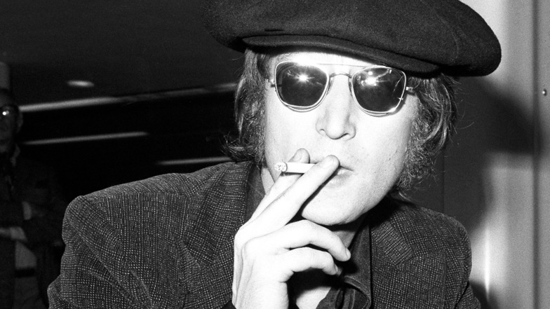 Diese Zigarette rauchte John Lennon 1971 in London. Wenige Jahre zuvor war er dort dem deutschen Komponisten Hanns Eisler begegnet. Diese Begegnung ist nun Thema in Riesa.