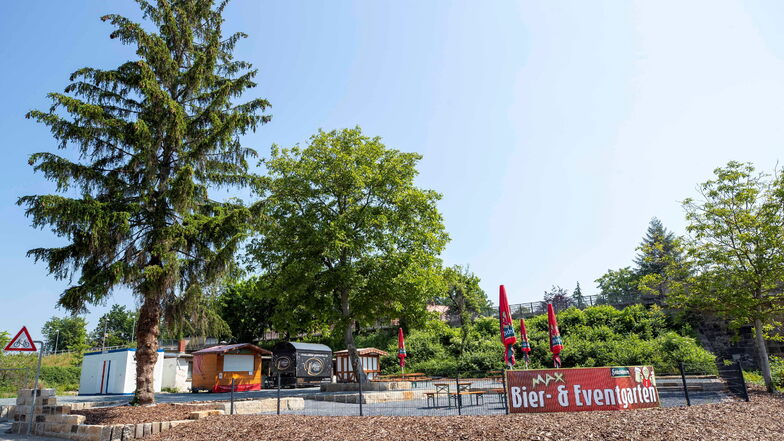 Der neue Biergarten an der Rudolf-Renner-Straße in Pirna hat bislang nur am Wochenende geöffnet. Das wird sich ab dem 1. Juli ändern.