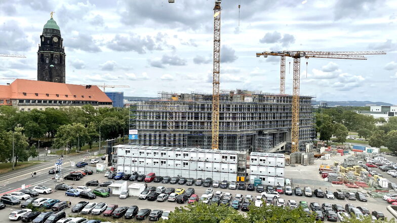 Der Baufortschritt am Ferdinandplatz im August 2023..