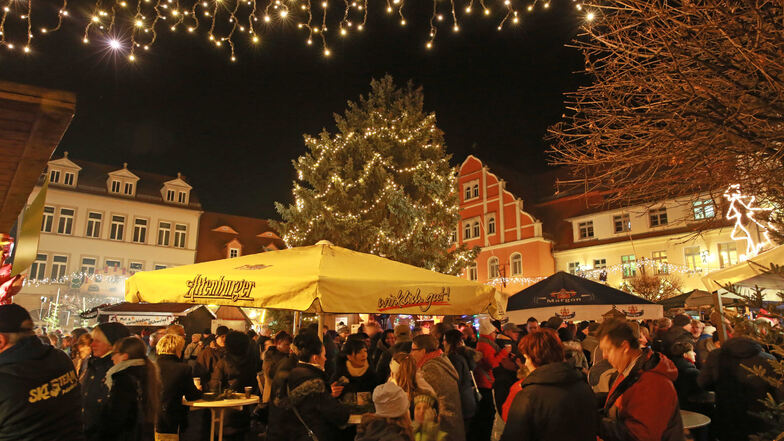 In romantischer Kulisse feiert Pulsnitz am Wochenende beim Nikolausfest in den Advent hinein.