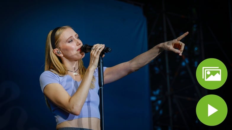 Die deutsche Sängerin und Songschreiberin Lea machte auf ihrer Sommertour 2024 auch auf der Kamenzer Hutbergbühne Halt. Und begeisterte weit über 4.000 Fans - mit wunderschöner Ausstrahlung und toller Fan-Nähe.