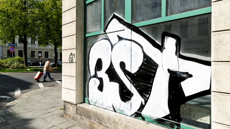 Ein Bild aus dem Archiv: Graffiti am Görlitzer Otto-Buchwitz-Platz.