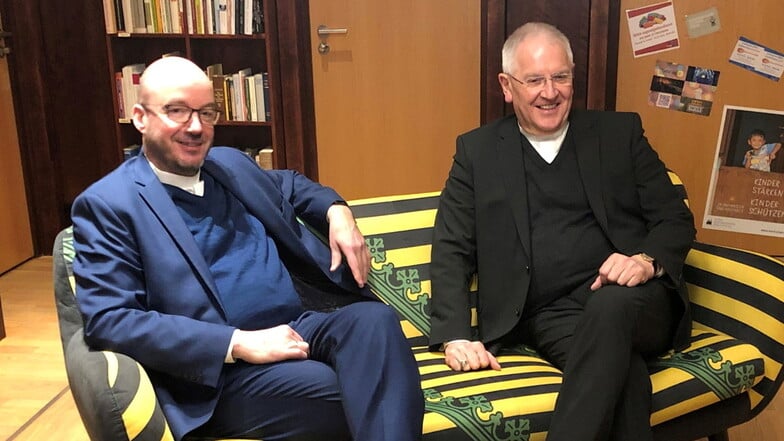 Landesbischof Tobias Bilz (l), Mitglied im Rat der EKD Evangelisch-Lutherische Landeskirche Sachsens,  und Bischof Heinrich Timmerevers, Bistum Dresden-Meißen.