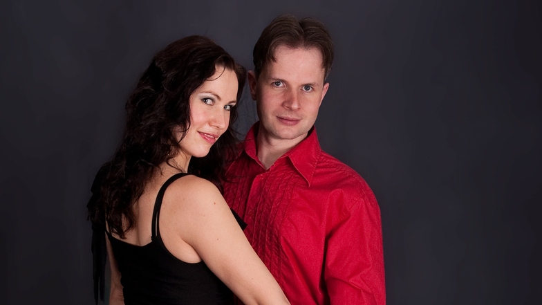 Dana Winter und Sandro Zinke betreiben seit 18 Jahren ihre Salsa-Tanzschule am Trachenberger Platz in Dresden.