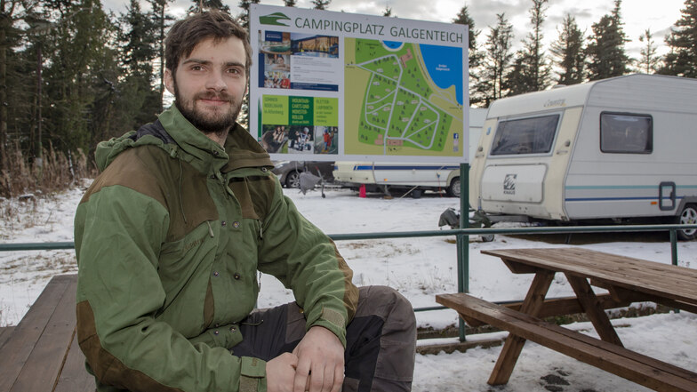 Marcel Gundel betreibt den Campingplatz in Altenberg. Mit seiner Partnerin Lea Wojzischke setzt er neue Akzente.