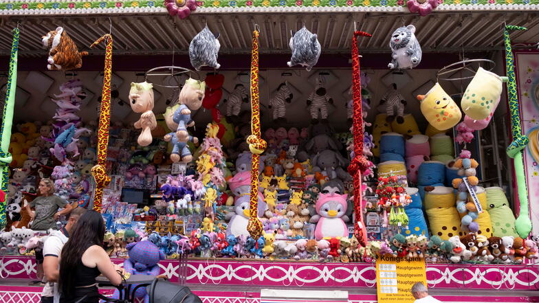 Luftballons und gute Laune beim Stadtfest.