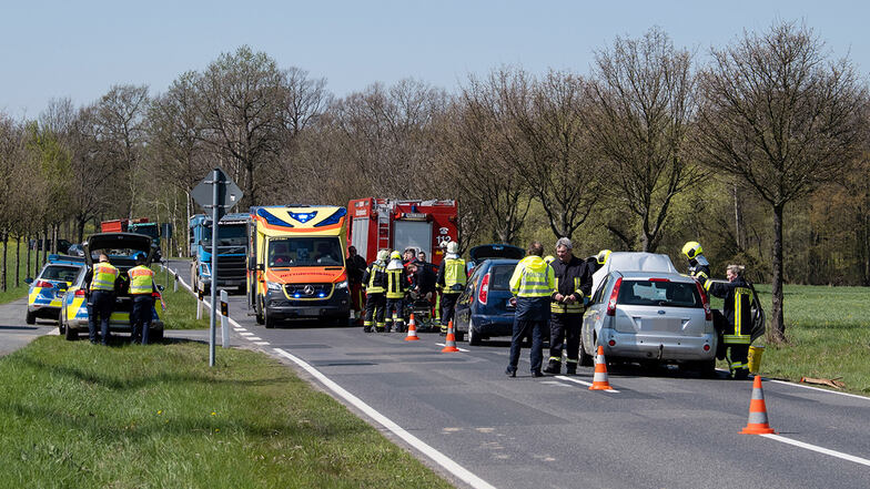 Vier Verletzte bei Auffahrunfall beim Stausee Quitzdorf