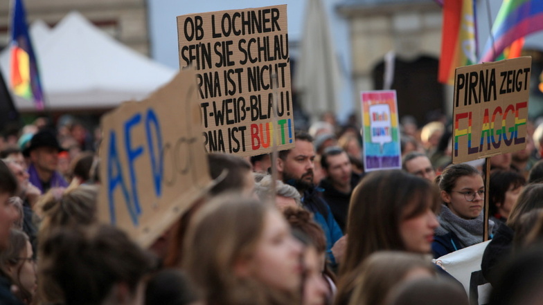 Demo von "SOE gegen Rechts" in Pirna: Protest gegen die menschenfeindliche Hetze der AfD.
