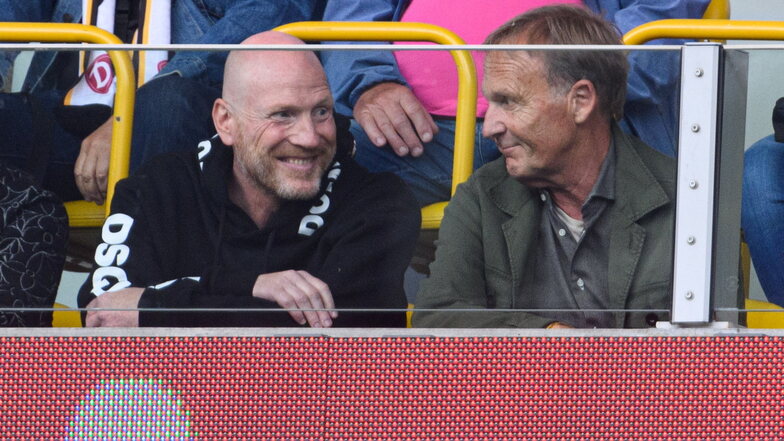 BVB-Berater Matthias Sammer (l.) und Dortmunds Geschäftsführer Hans-Joachim Watzke verfolgten das Spiel von der Tribüne aus.