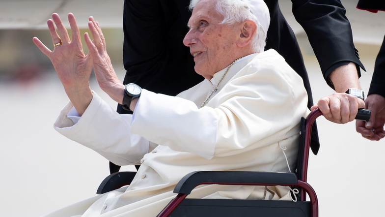 Missbrauchsgutachten belastet Papst Benedikt schwer