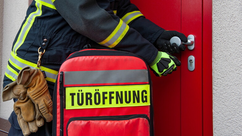 Feuerwehr hilft in Heidenau Leben retten - Stadt schickt Rechnung