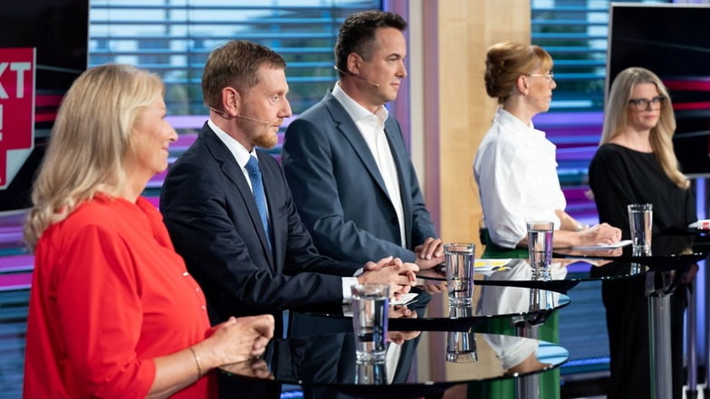 Die Spitzenkandidaten zur Landtagswahl in Sachsen diskutieren bei der TV-Wahlarena des MDR.