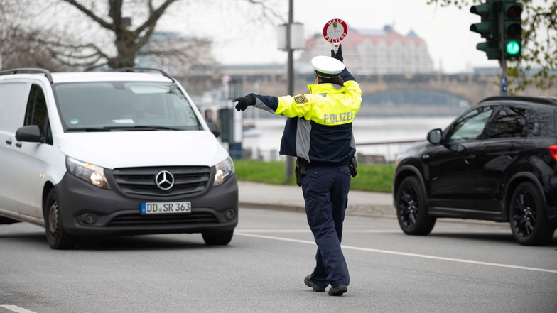 Die Polizei hat am Mittwoch die Geschwindigkeit an der S177 zwischen Radeberg und Wachau überprüft.
