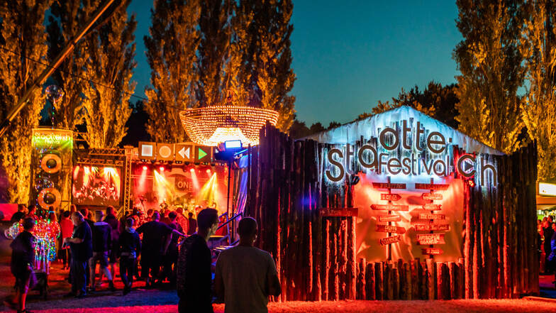 11 Bands und DJs waren beim 7. Stadtteichfestival 2019 in Wittichenau. Die achte Ausgabe konnte bisher nicht stattfinden, aber soll im kommenden Jahr folgen.