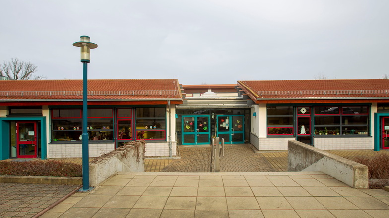 In der Grundschule Wilsdruff werden Toiletten und Garderoben erneuert werden. Hier soll auch Computertechnik ausgetauscht werden.