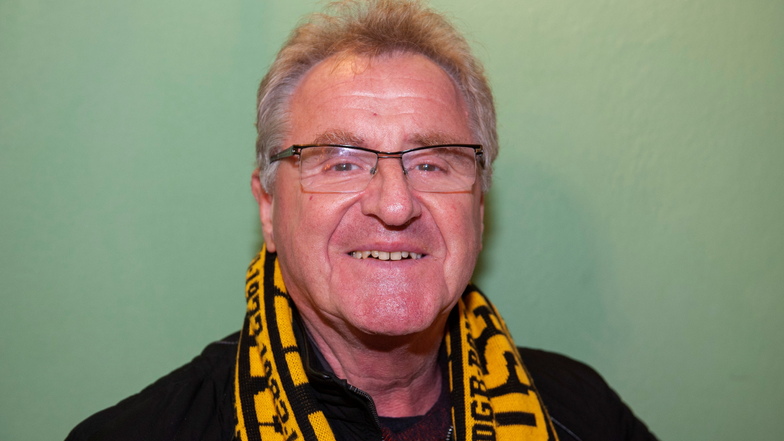 Schönfelds Bürgermeister Hans-Joachim Weigel ist als Fußball-Fan bekannt.
