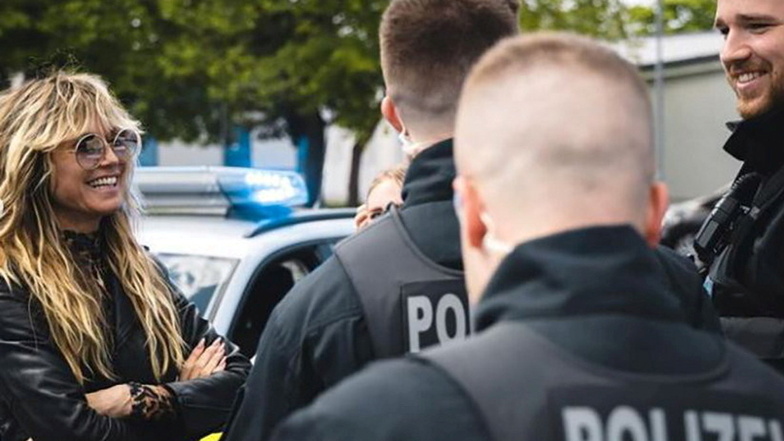 Tokio Hotel und Heidi Klum besuchen die Polizei in Leipzig