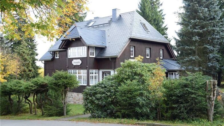 Häuser in Oberbärenburg tragen so klangvolle und freundliche Namen wie „Sorgenfrei“.