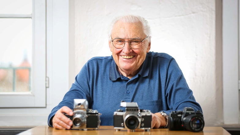 Dieter Burkhardt hat nicht nur Kameras gesammelt, die in Dresden hergestellt wurden, sondern auch andere Kuriositäten aus seiner Zeit bei Pentacon.