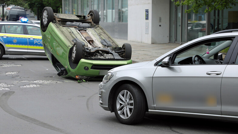 Am Mittwoch ist es in Dresden zu einem Unfall gekommen. Dabei wurde eine Person verletzt.