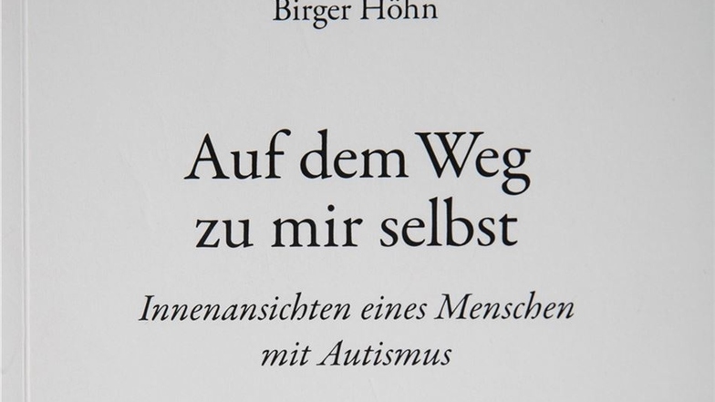 Das Buch „Auf dem Weg zu mir selbst“ ist zum Preis von 5 Euro bei Lesungen oder bei Birger Höhn direkt per Mail an birger.hoehn@dielinke-dresden.de zu erwerben.