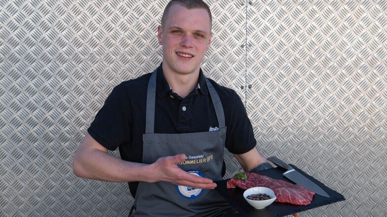 Mit gerade einmal 21 Jahren ist Bruno Gawalski von der gleichnamigen Fleischerei auf der Öhringer Straße in Großenhain bereits Fleisch-Sommelier.