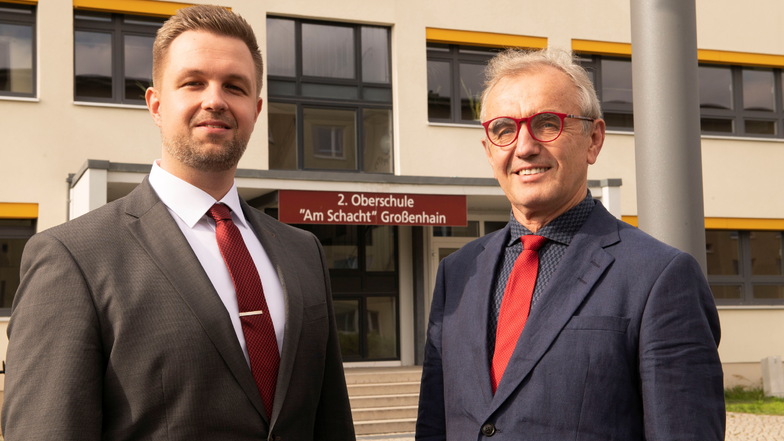 Der neue Schulleiter der Oberschule Am Schacht Marco Weinhold (l.) und sein Vorgänger Axel Hackenberg.
