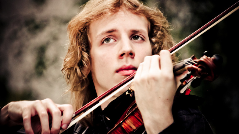 Von 2003 bis 2009 hat der weltbekannte Violinist Albrecht Menzel das Radeberger Humboldt-Gymnasium besucht. Am Sonntag spielt er dort ein Benefizkonzert.