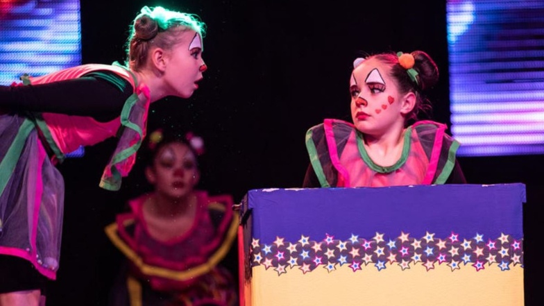 Die Pulsnitzer Kindergruppe der Tanz- und Theaterwerkstatt Wilthen führte erst zum zweiten Mal ihr Programm „Clown aus der Kiste“ auf. Der dritte Platz in der Kategorie Showdance-Kids ist eine echte Überraschung.