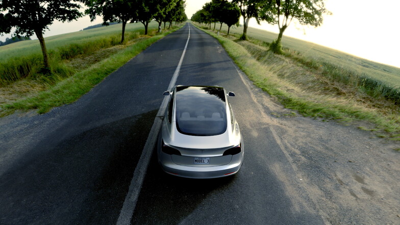 Tesla hat auch in Tschechien die Nase bei E-Autos vorn.