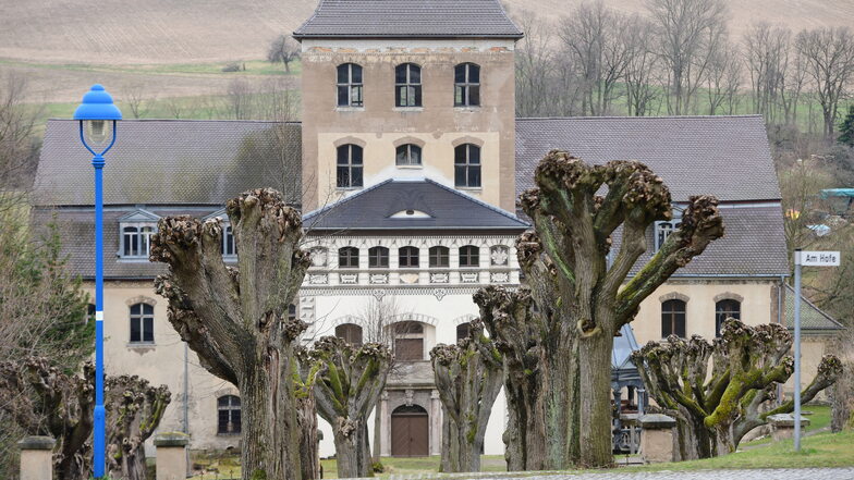 Blick auf das Schloss Hainewalde.