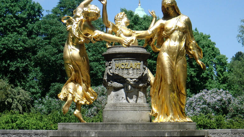 Eine Figur des Mozartbrunnens an der Bürgerwiese soll in dem Neubau integriert werden.