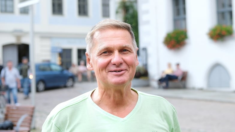 Der Geschäftsführer vom Keramik-Institut Jens Petzold hat Keramiker aus mehreren europäischen Ländern zum 27. Eurosymposium nach Meißen eingeladen. Dort will er auch über Pläne sprechen, in Meißen eine Porzellan-Akademie anzusiedeln.