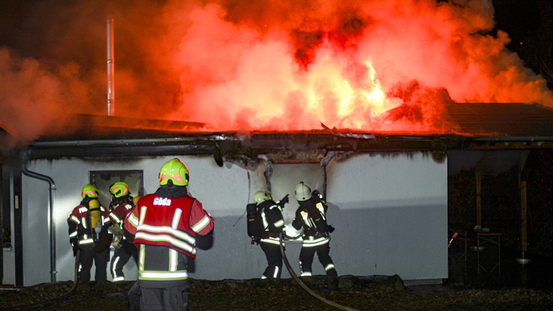Jugendklub Göda niedergebrannt: Verdacht auf Brandstiftung