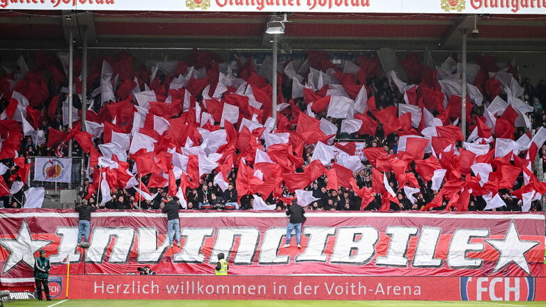 Beim Auswärtsspiel gegen den 1. FC Heidenheim gab es Buttersäure-Gestank im Block der Fans von RB Leipzig.