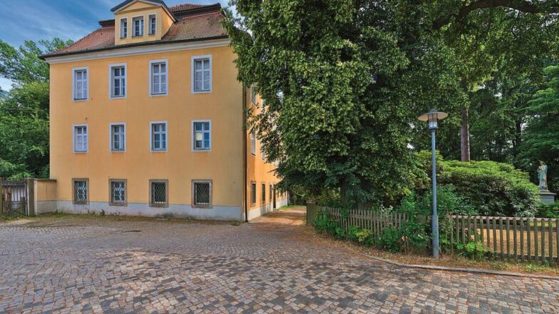 Herrenhaus des ehem. Rittergutes in Schirgiswalde-Kirschau / Mindestgebot 150.000 Euro