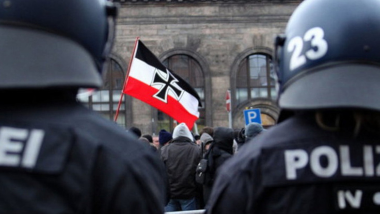Der rechte Missbrauch löste den linken ab: Seit den Neunzigern haben Neonazis Dresden um den 13. Februar als Aufmarschplatz gewählt, um hier die Geschichte zu relativieren.