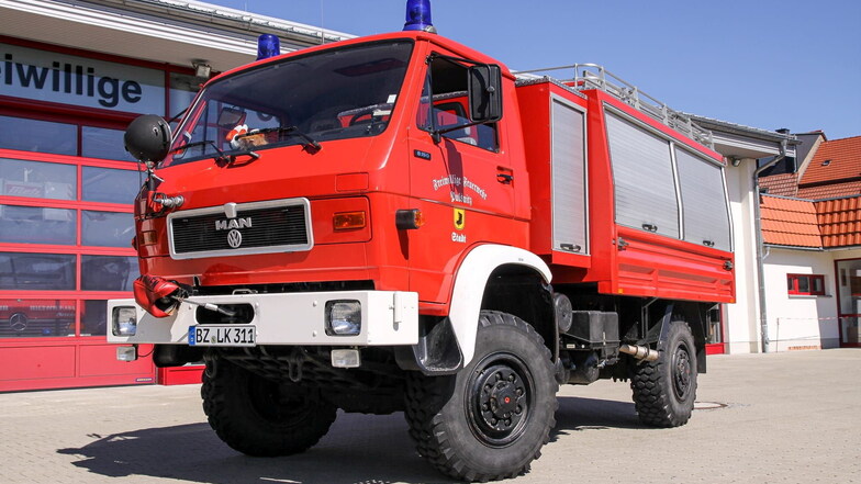 Das ist der Rüstwagen, der jetzt vom Landkreis der Feuerwehr in Pulsnitz geschenkt wurde.