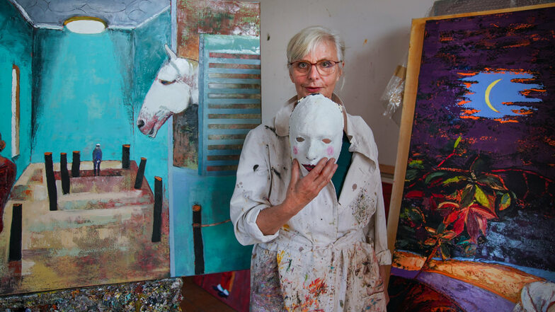 Christine Schlegel in ihrem Atelier