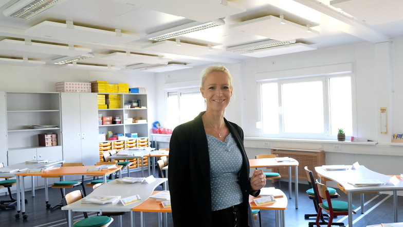 Schulleiterin Antje Buschmann an der Interimsschule der Questenbergschule an der Aritaschule.