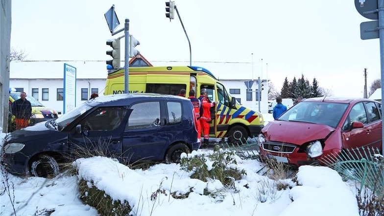 Unfall Wegen Defekter Ampel? | Sächsische.de