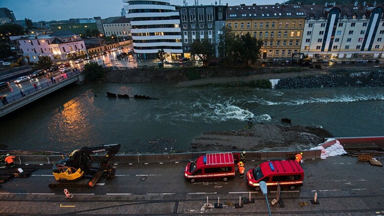 Die tschechische Stadt Brünn bereitet sich auf das Hochwasser vor.