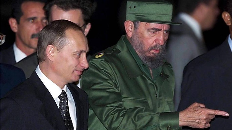 2000: Castro zeigts wo es langgeht und Wladimir Putin hat seine Lektion gelernt.