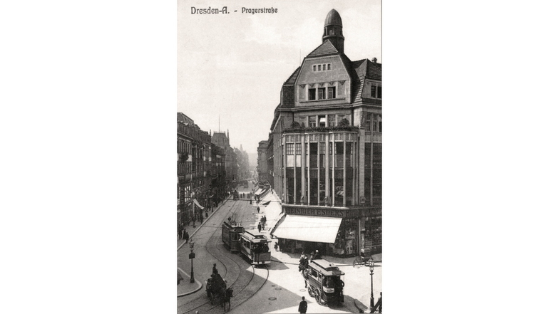 Kaufhaus Esders an der Prager und Waisenhausstraße in Dresden auf einer Postkarte um 1910.