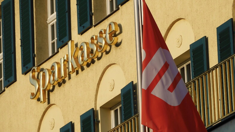 Verbraucherzentrale fordert zur Klage gegen Ostsächsische Sparkasse auf