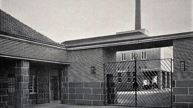 Entstanden als Textilbetrieb, war der heutige Kaufland-Komplex ein durchaus sehenswertes Beispiel moderner Industriearchitektur der 1920er Jahre. Das Bild wurde einem 1928 erschienenen Monatsheft für Architektur und Raumkunst entnommen.
