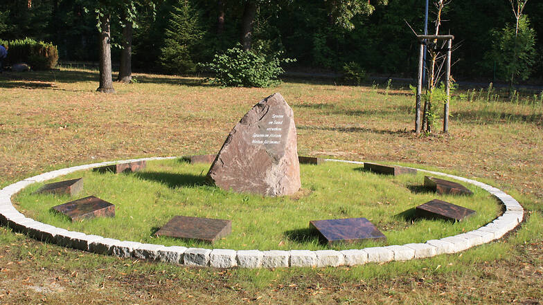 Die Urnengemeinschaftsanlage auf dem Friedhof in Burgneudorf ist so gut wie fertiggestellt. Die abschließende Bepflanzung soll im Herbst erfolgen. Foto: Horst Kruscha