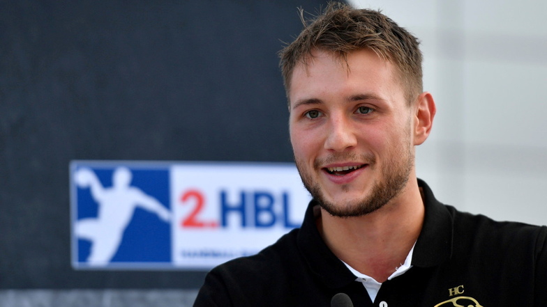Christoph Neuhold, der Nationalspieler Österreichs, wird an Schlusslicht Ferndorf ausgeliehen.
