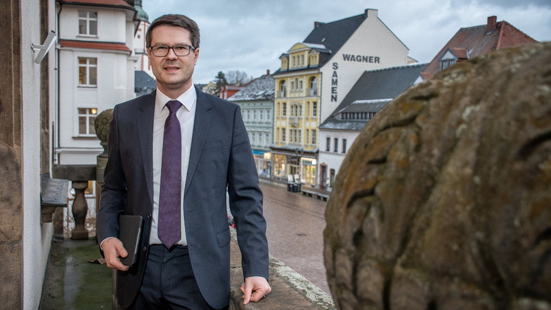 Sven Liebhauser (CDU) ist Oberbürgermeister der Stadt Döbeln. Nun tritt der 40-Jährige als CDU-Kandidat für die Landratswahl in Mittelsachsen an.